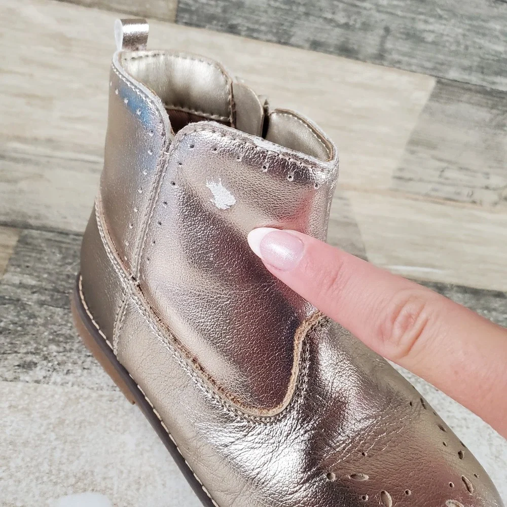 Stride Rite Stella Girls Ankle Boot Sz 10 W Gold Leather Side Zip Perforated Toe